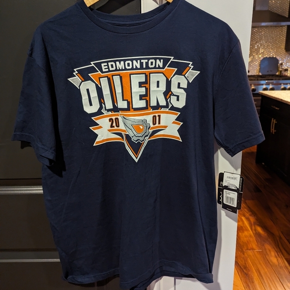 Oilers t shirt - Picture 2 of 8